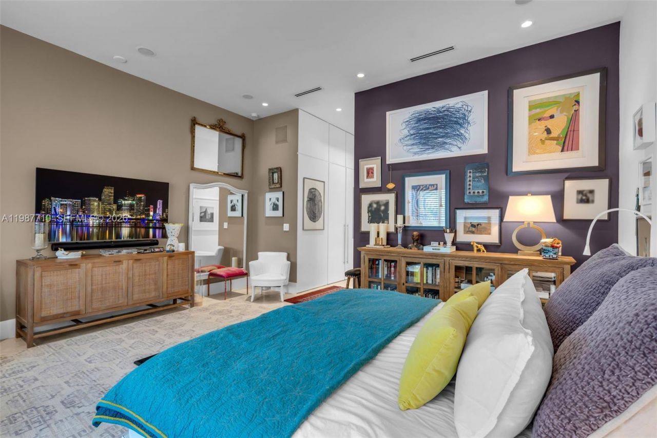 140 Hampton Ln , Key Biscayne, FL 33149 Photo