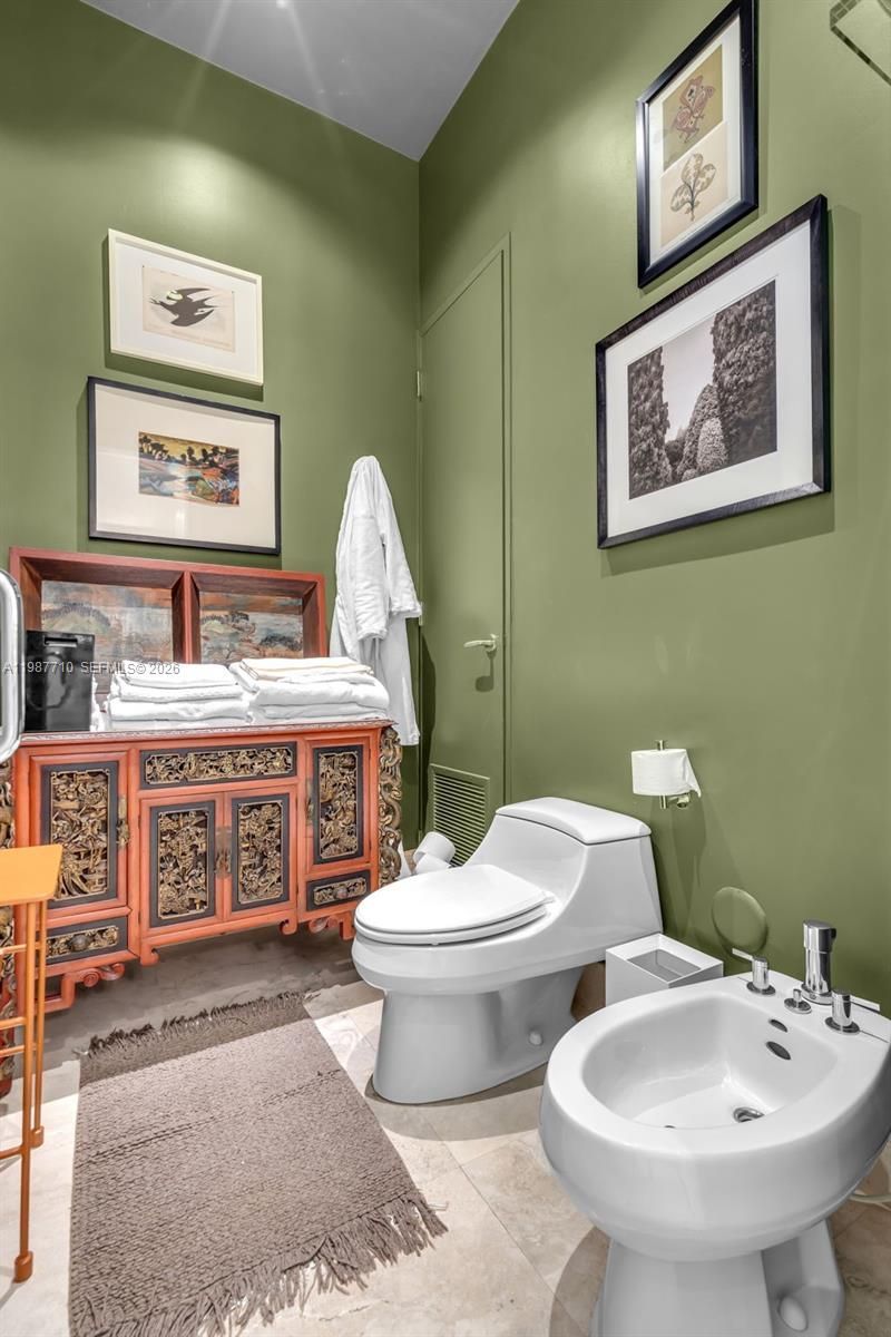 140 Hampton Ln , Key Biscayne, FL 33149 Photo