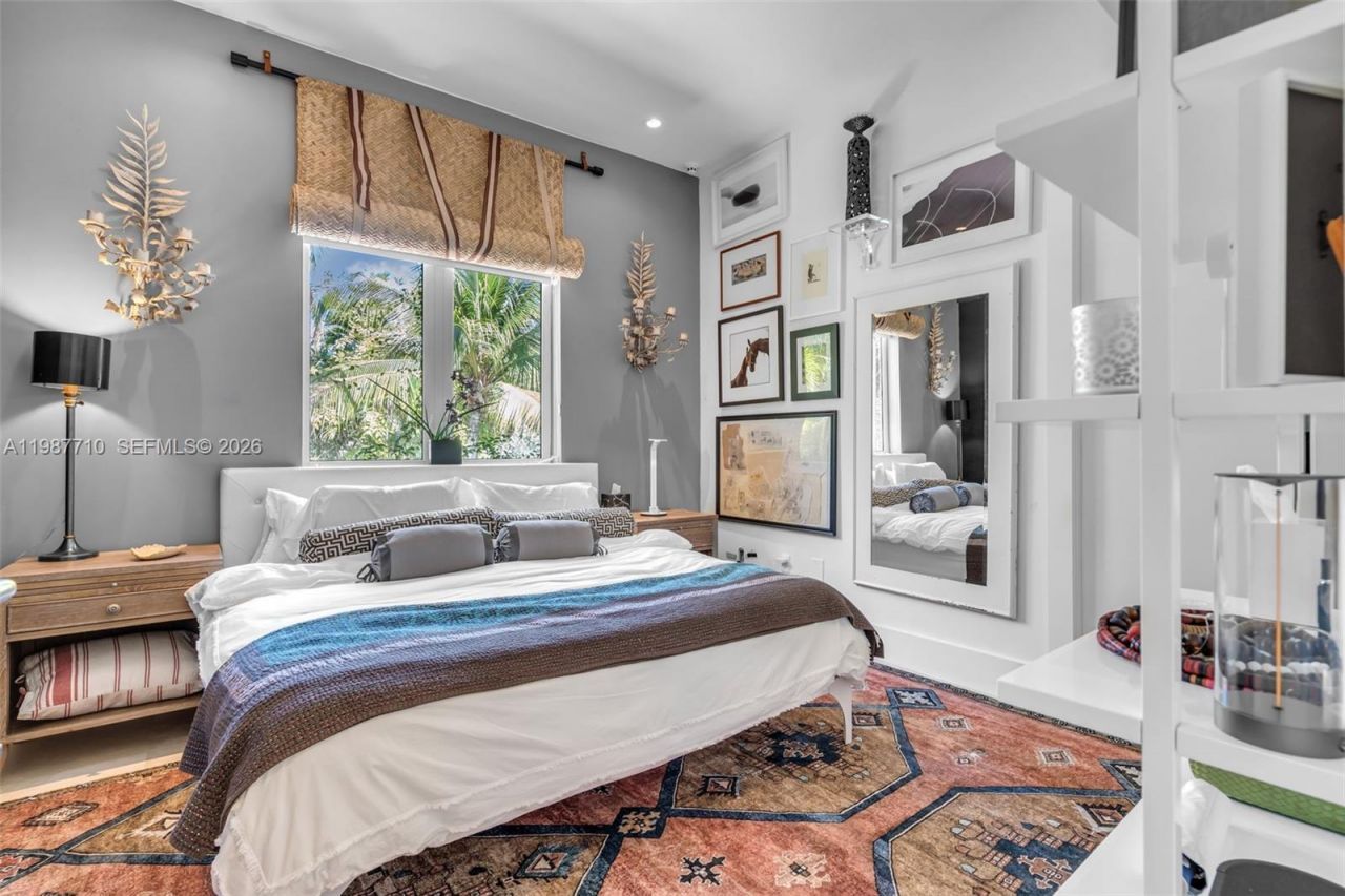 140 Hampton Ln , Key Biscayne, FL 33149 Photo