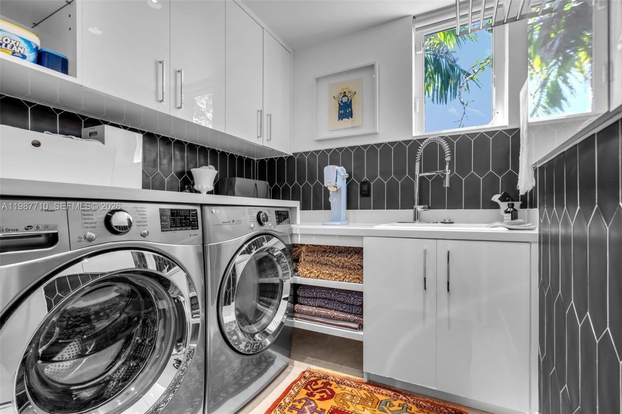 140 Hampton Ln , Key Biscayne, FL 33149 Photo