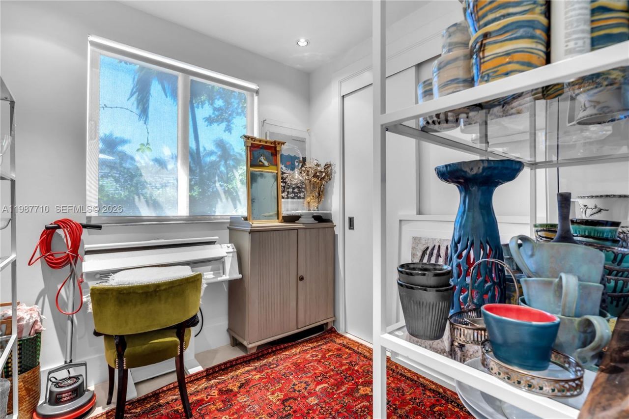 140 Hampton Ln, Key Biscayne, FL 33149 Photo