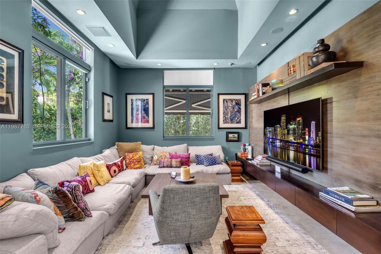 140 Hampton Ln , Key Biscayne, FL 33149 Photo