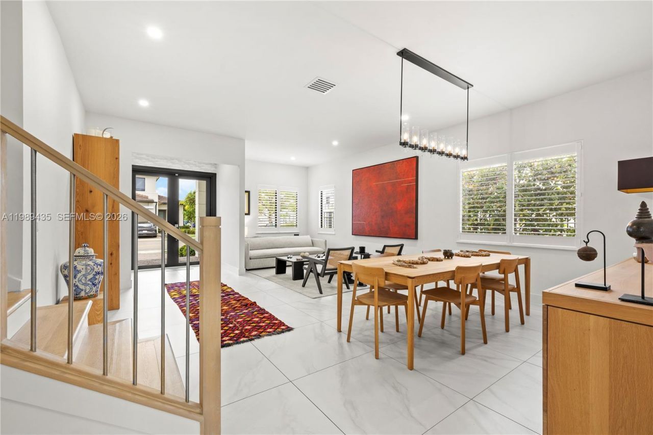 12021 SW 82nd Pl, Miami, FL 33156 Photo