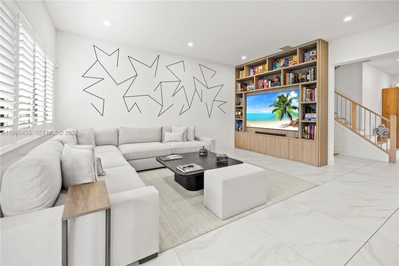 12021 SW 82nd Pl, Miami, FL 33156 Photo