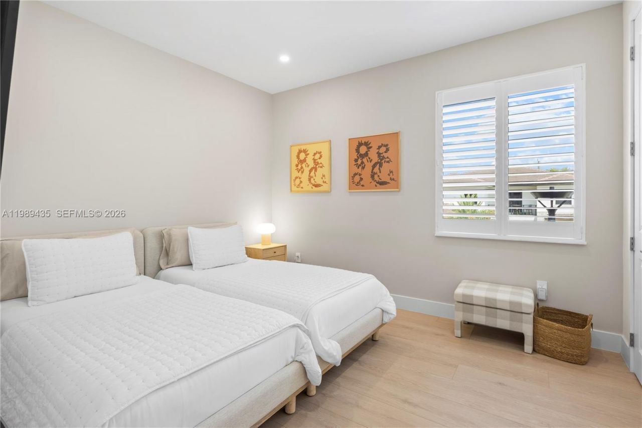 12021 SW 82nd Pl, Miami, FL 33156 Photo