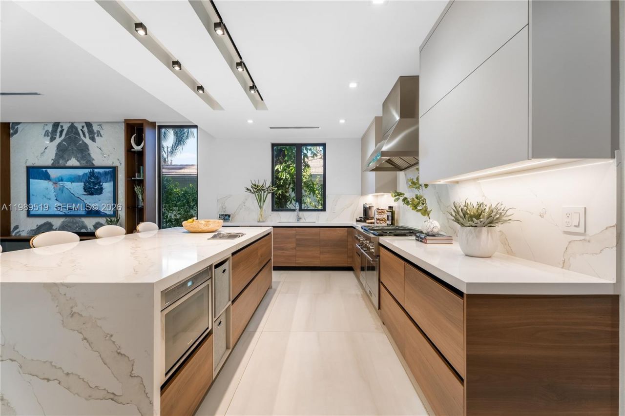 7900 SW 57th Ct , South Miami, FL 33143 Photo