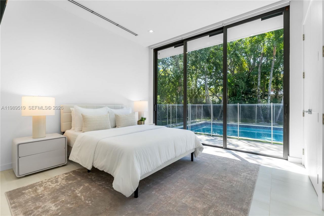 7900 SW 57th Ct , South Miami, FL 33143 Photo