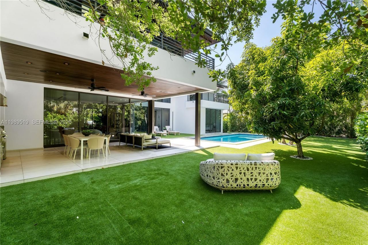 7900 SW 57th Ct , South Miami, FL 33143 Photo