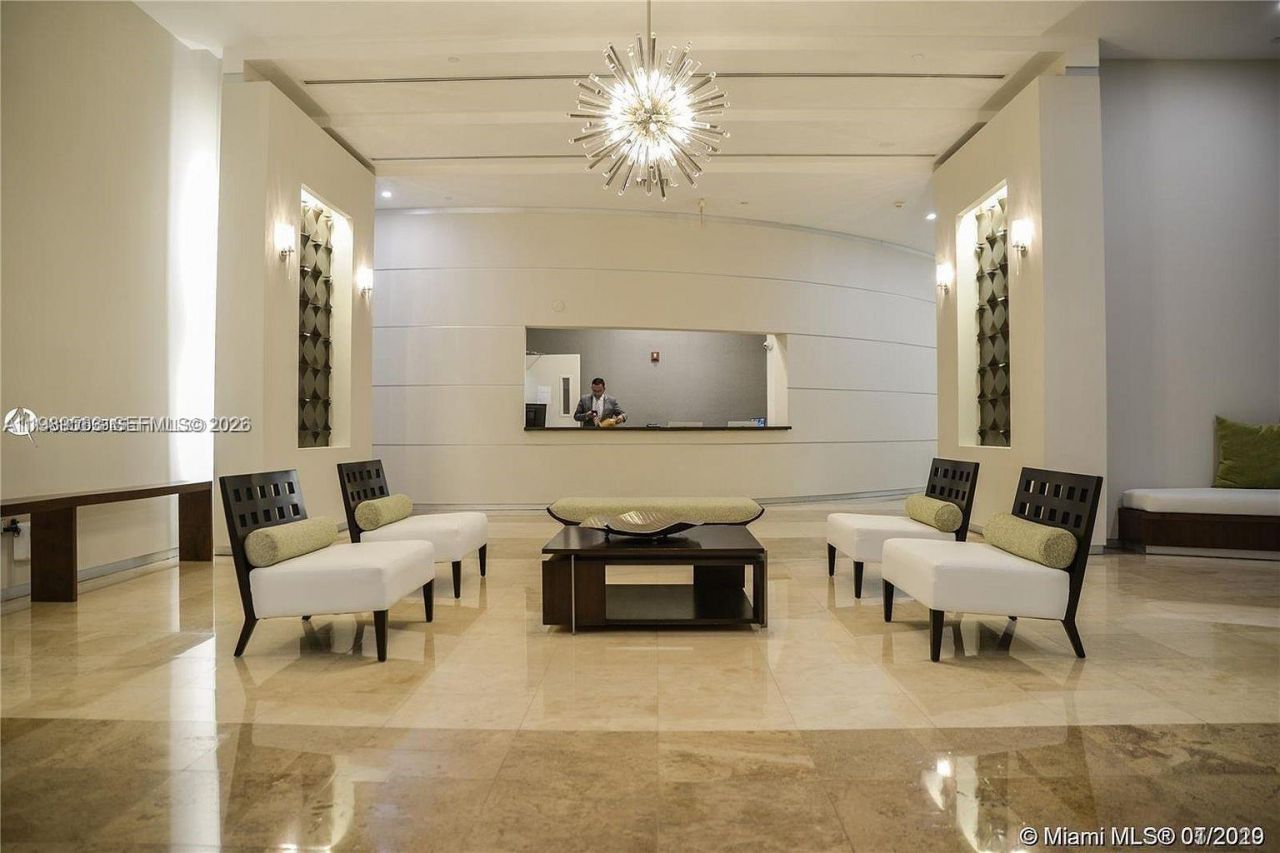 9055 SW 73rd Ct, Unit 1201, Miami, FL 33156 Photo