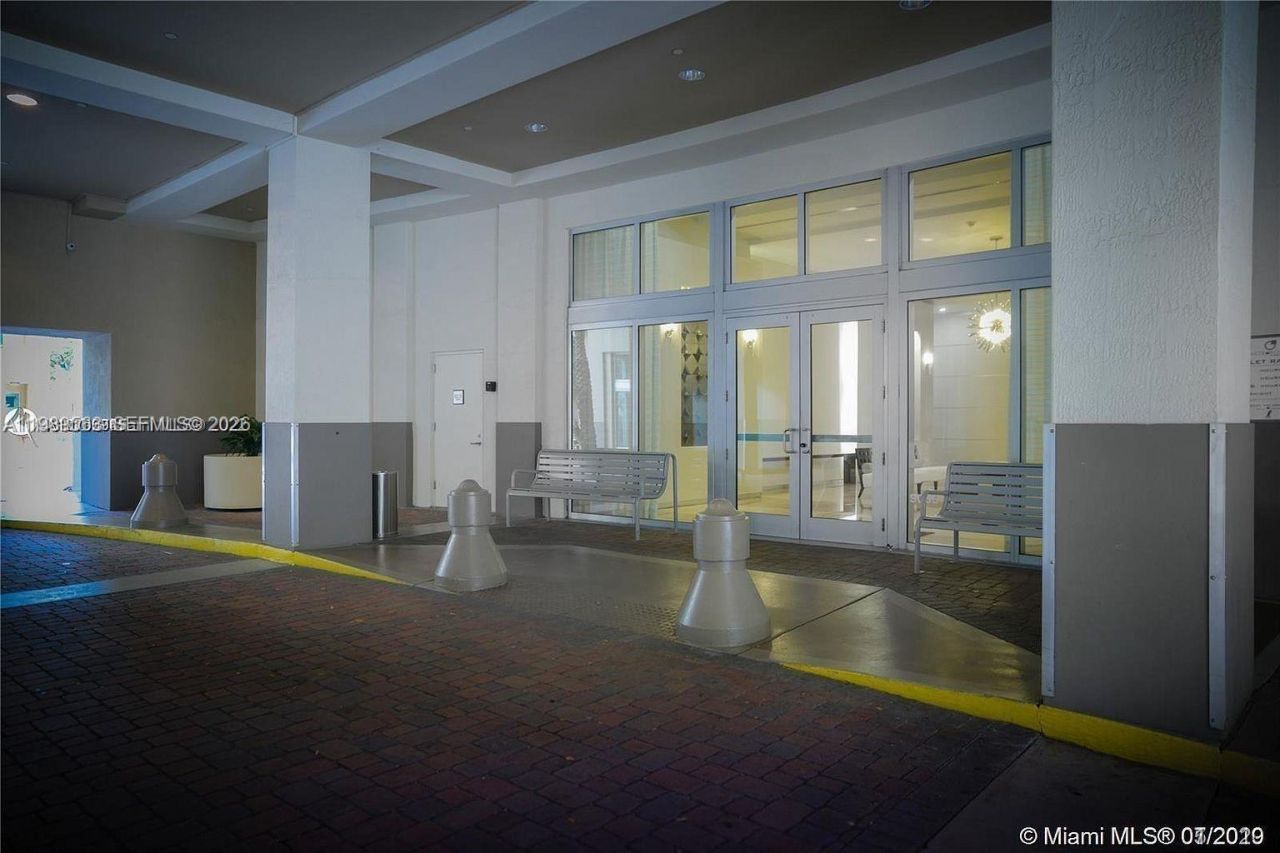 9055 SW 73rd Ct, Unit 1201, Miami, FL 33156 Photo