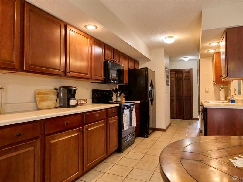 19 Prairie Creek Crossing, Wilmington, OH 45177 Photo 3