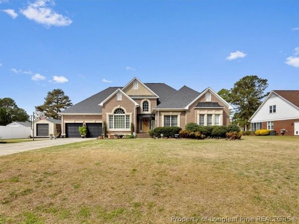 1214 Four Wood Drive, Fayetteville, NC 28312