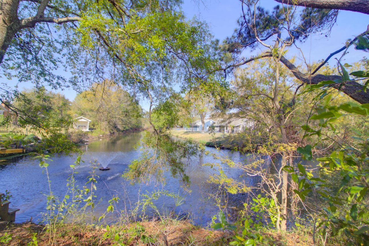 1240 Oakcrest Drive Photo 29