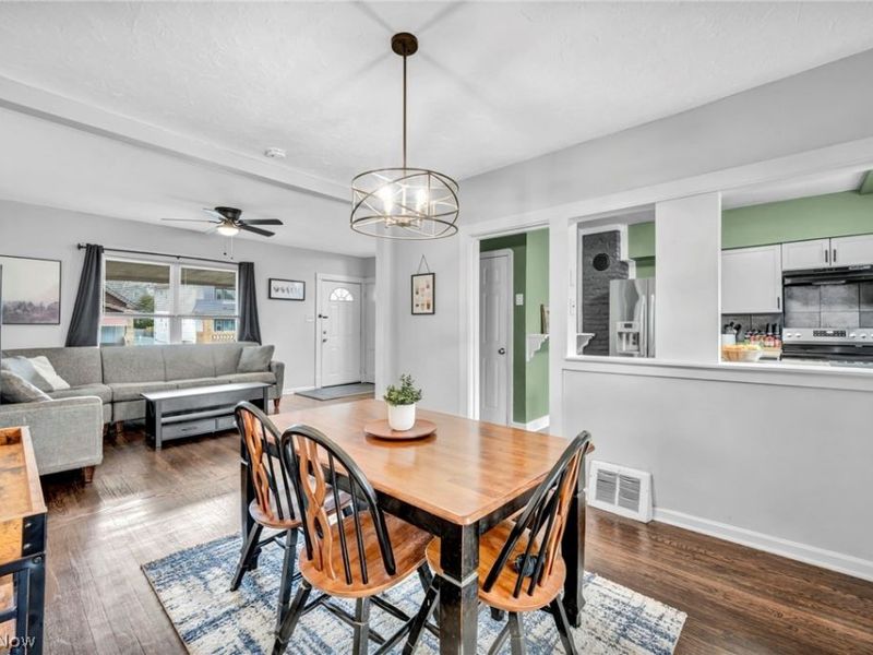 3487 W 125th Street, Cleveland, OH 44111 Photo 3