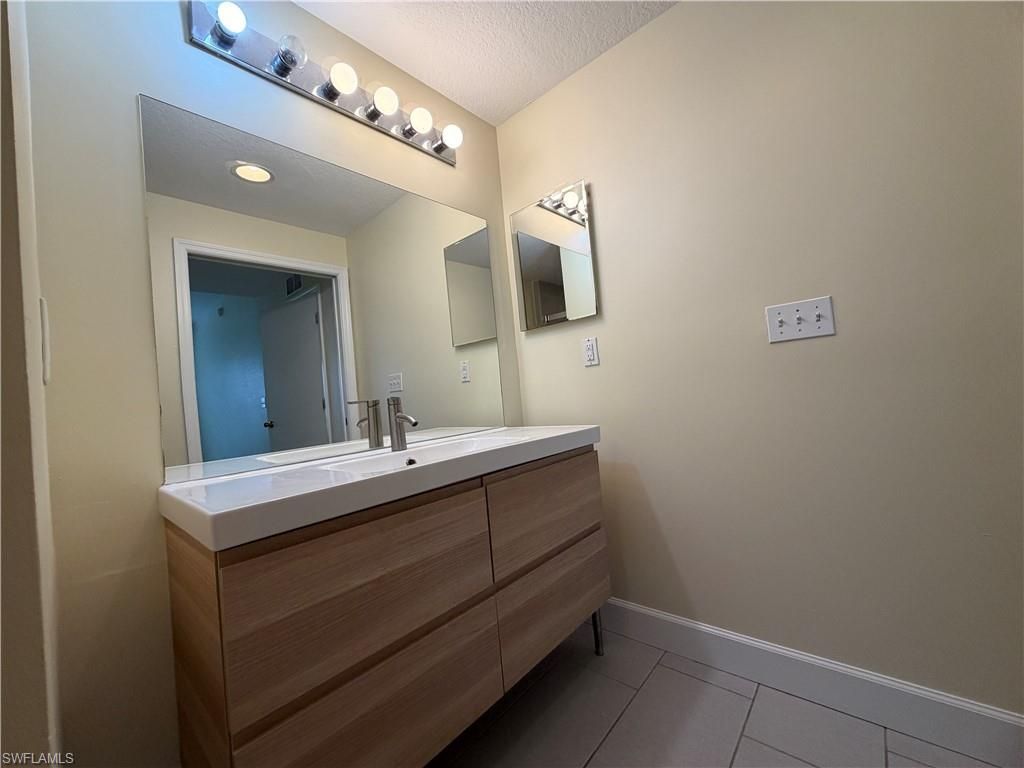 8408 Bernwood Cove Loop , Unit 1703, Fort Myers, FL 33966 Photo