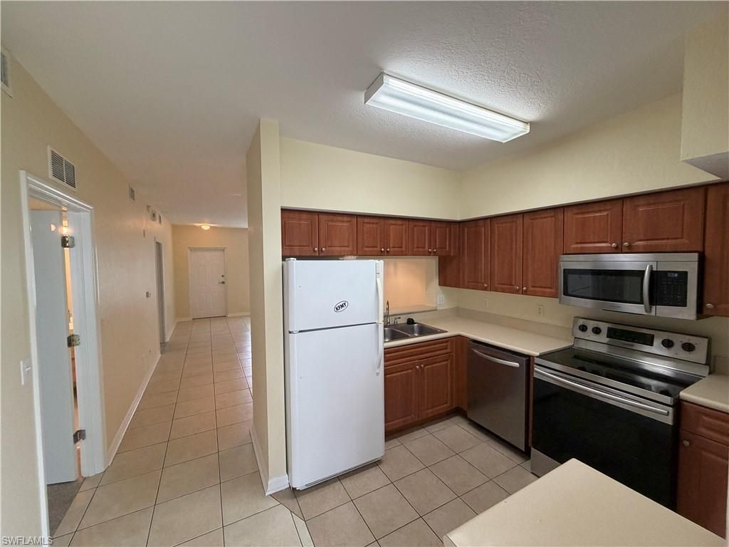 8408 Bernwood Cove Loop , Unit 1703, Fort Myers, FL 33966 Photo
