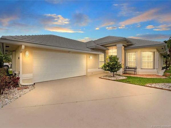 448 SW Fairway Landing, Port St Lucie, FL 34986