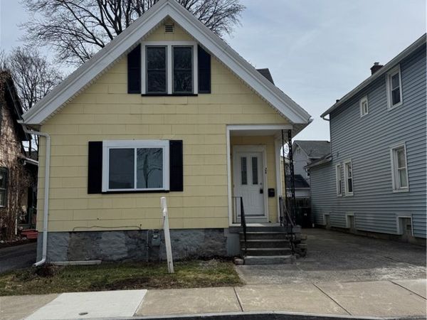 24 Bloomfield Place, Rochester, NY 14620