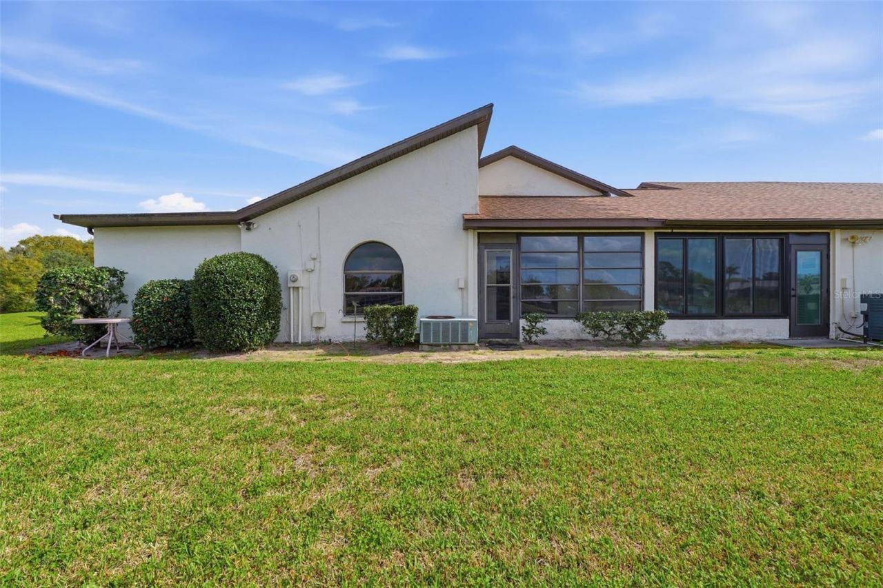 9151 Lingrove Road, Weeki Wachee, FL 34613 Photo