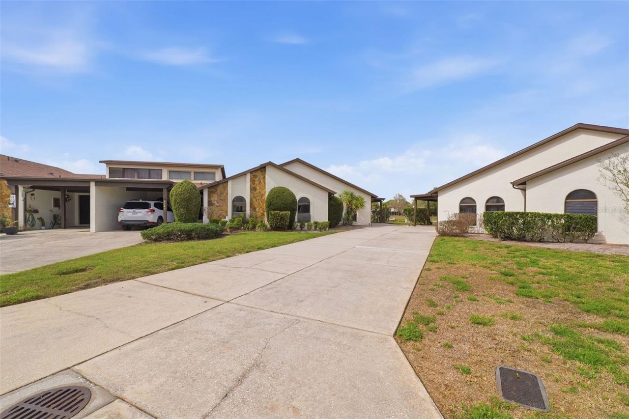 9151 Lingrove Road, Weeki Wachee, FL 34613 Photo