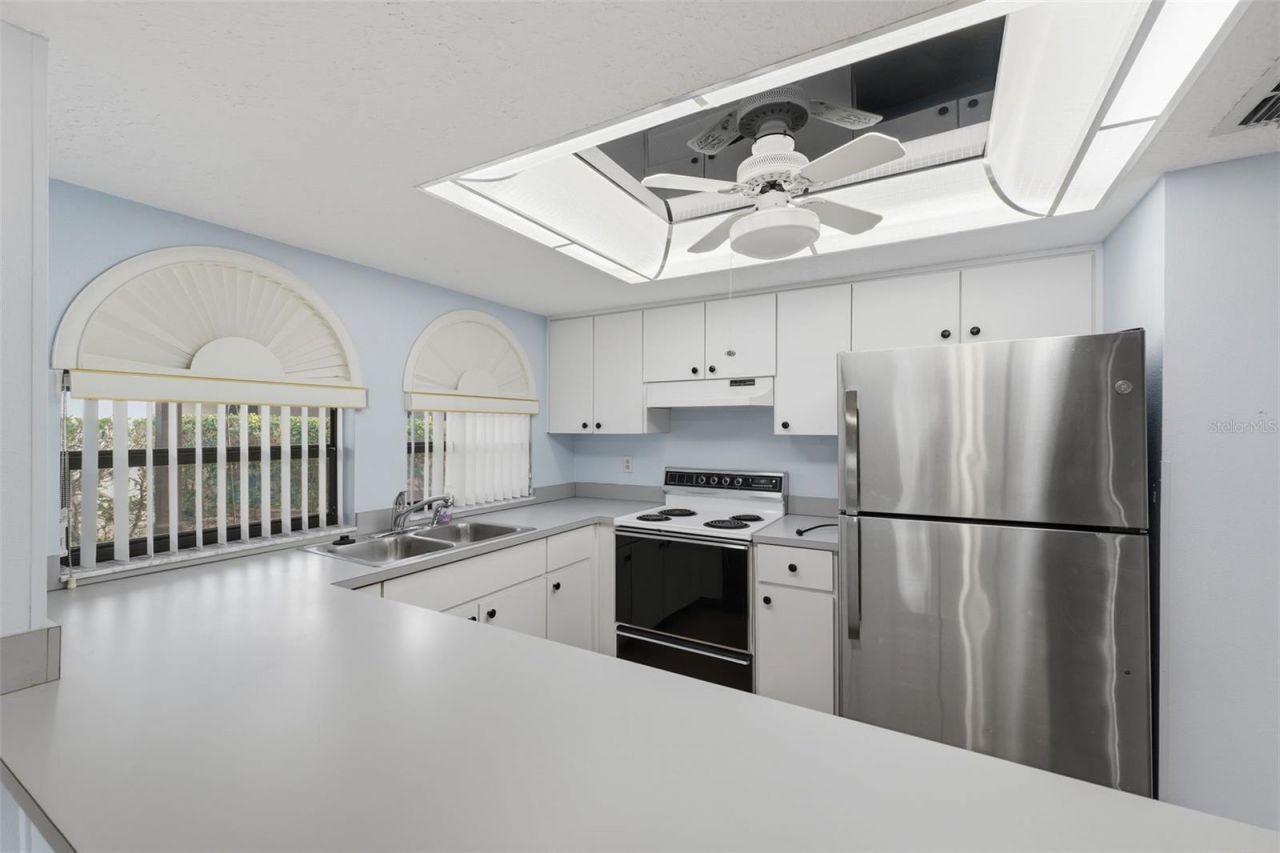 9151 Lingrove Road, Weeki Wachee, FL 34613 Photo