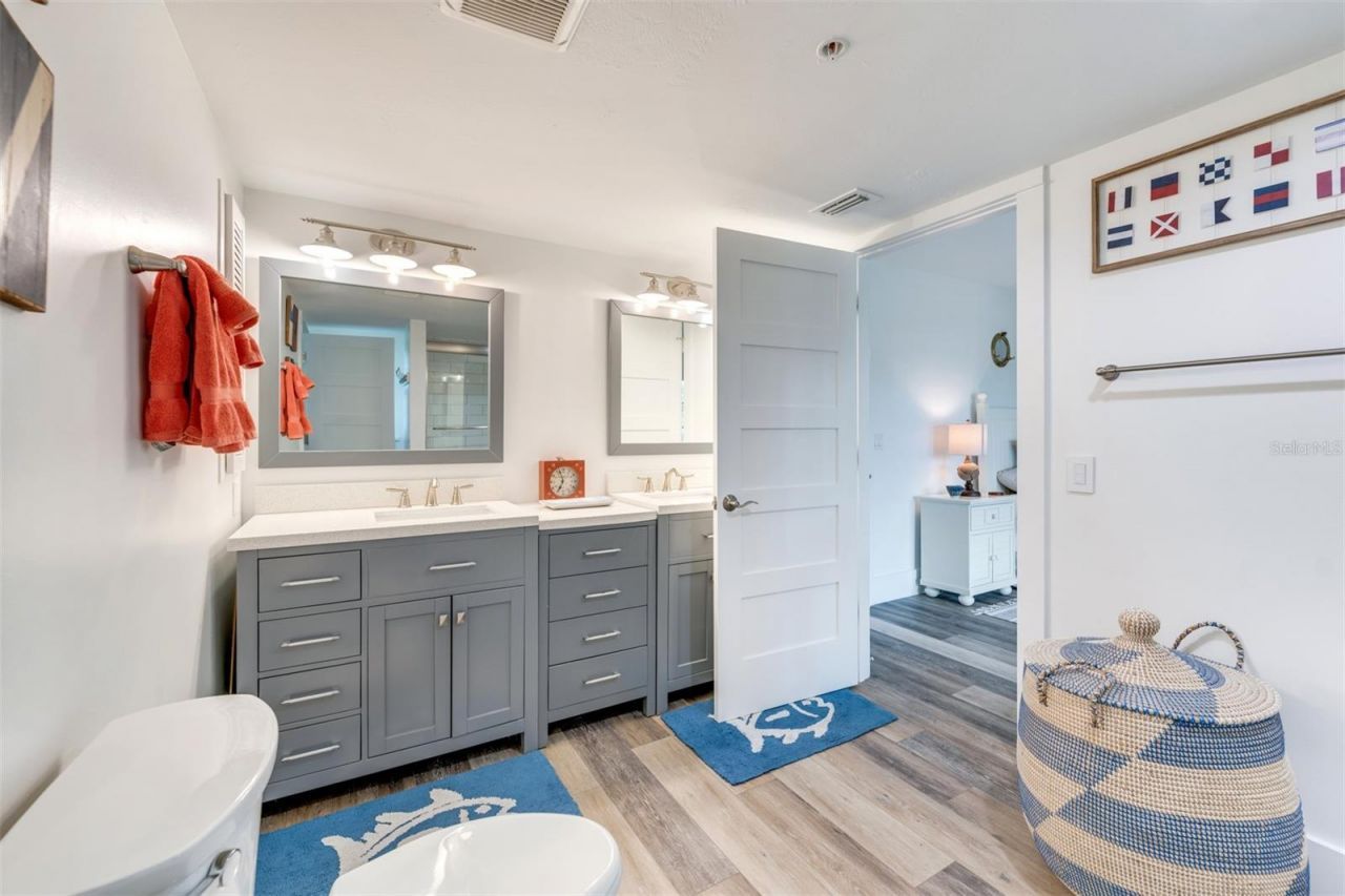 328 Useppa, Captiva, FL 33924 Photo