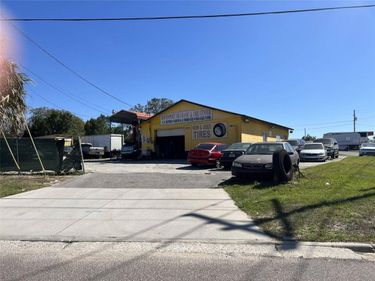 414 US HIGHWAY 17 92 N, DAVENPORT, FL 33837