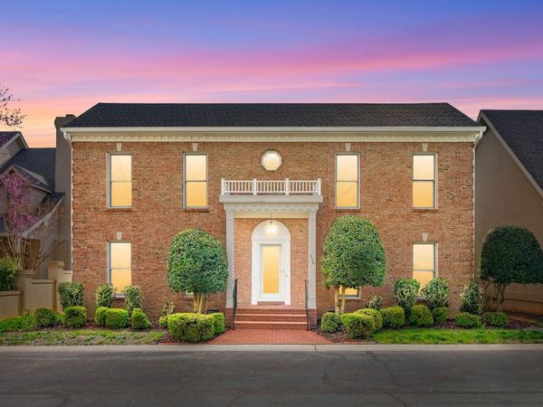 358 Peartree Dr, Clarksville, TN 37043