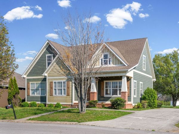 105 Atlantic Ave, Shelbyville, TN 37160