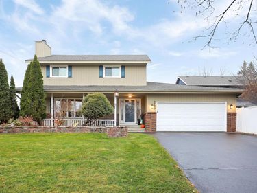 7790 Carnelian Lane, Eden Prairie, MN 55346