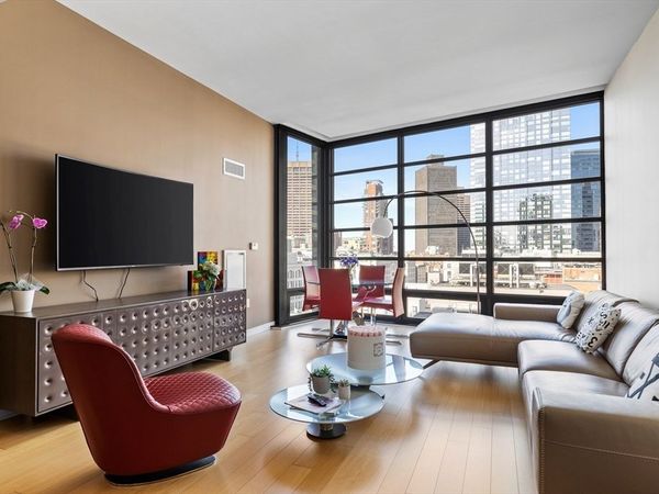 580 Washington St, Unit PH5, Boston, MA 02111