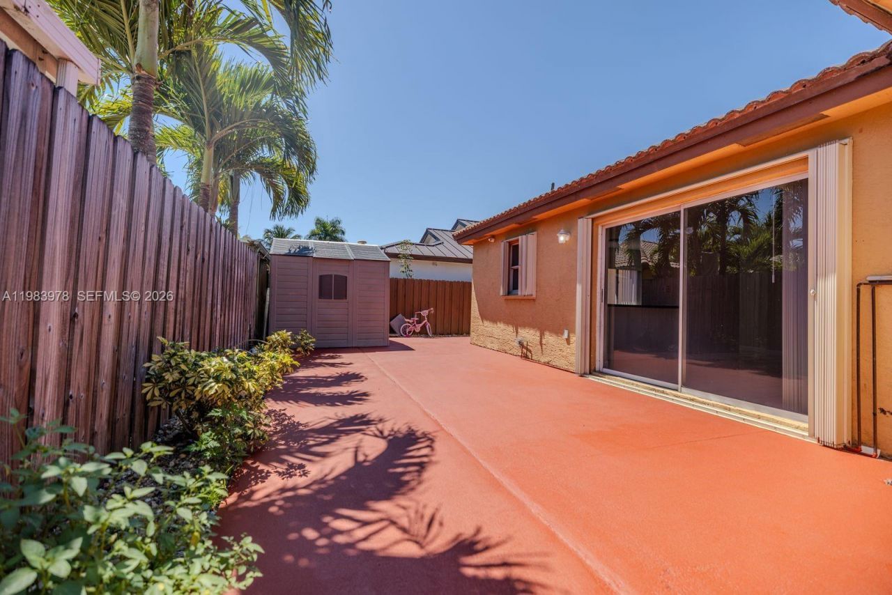 1065 NW 131st Ave , Unit ., Miami, FL 33182 Photo