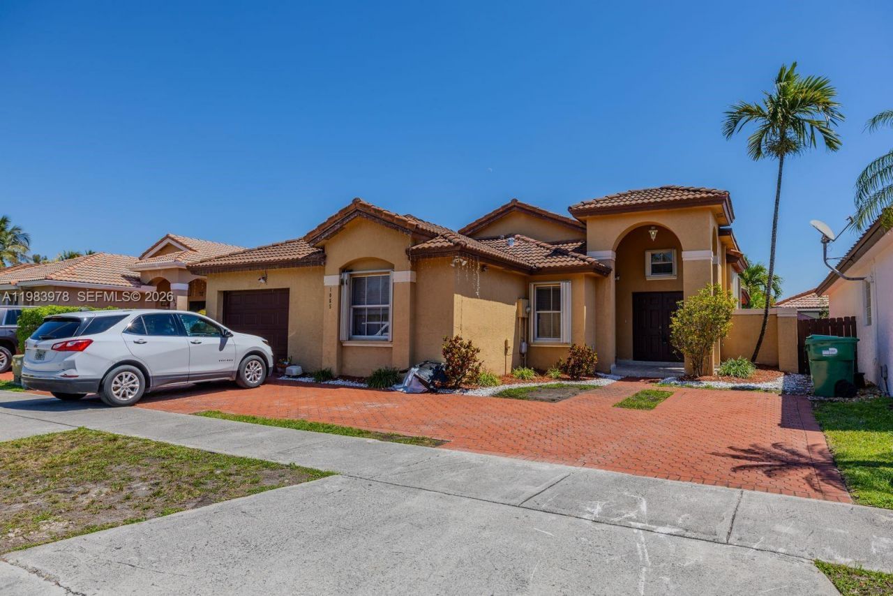 1065 NW 131st Ave , Unit ., Miami, FL 33182 Photo