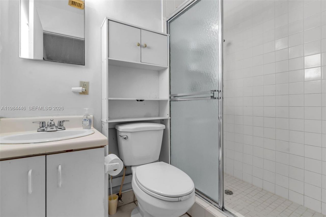 19200 SW 218th St , Miami, FL 33170 Photo