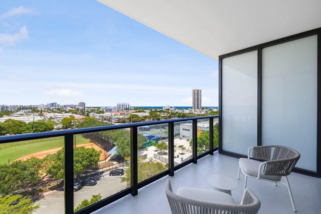 580 72nd St , Unit 613, Miami Beach, FL 33141 Photo