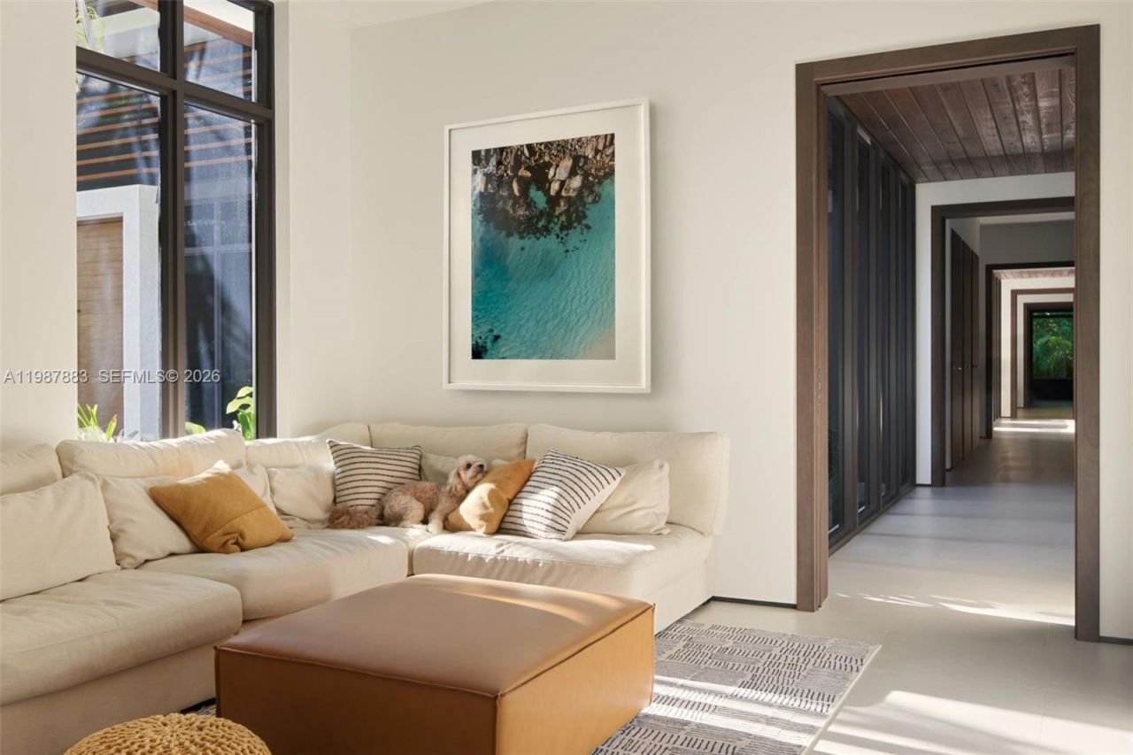 6371 SW 107th St , Pinecrest, FL 33156 Photo