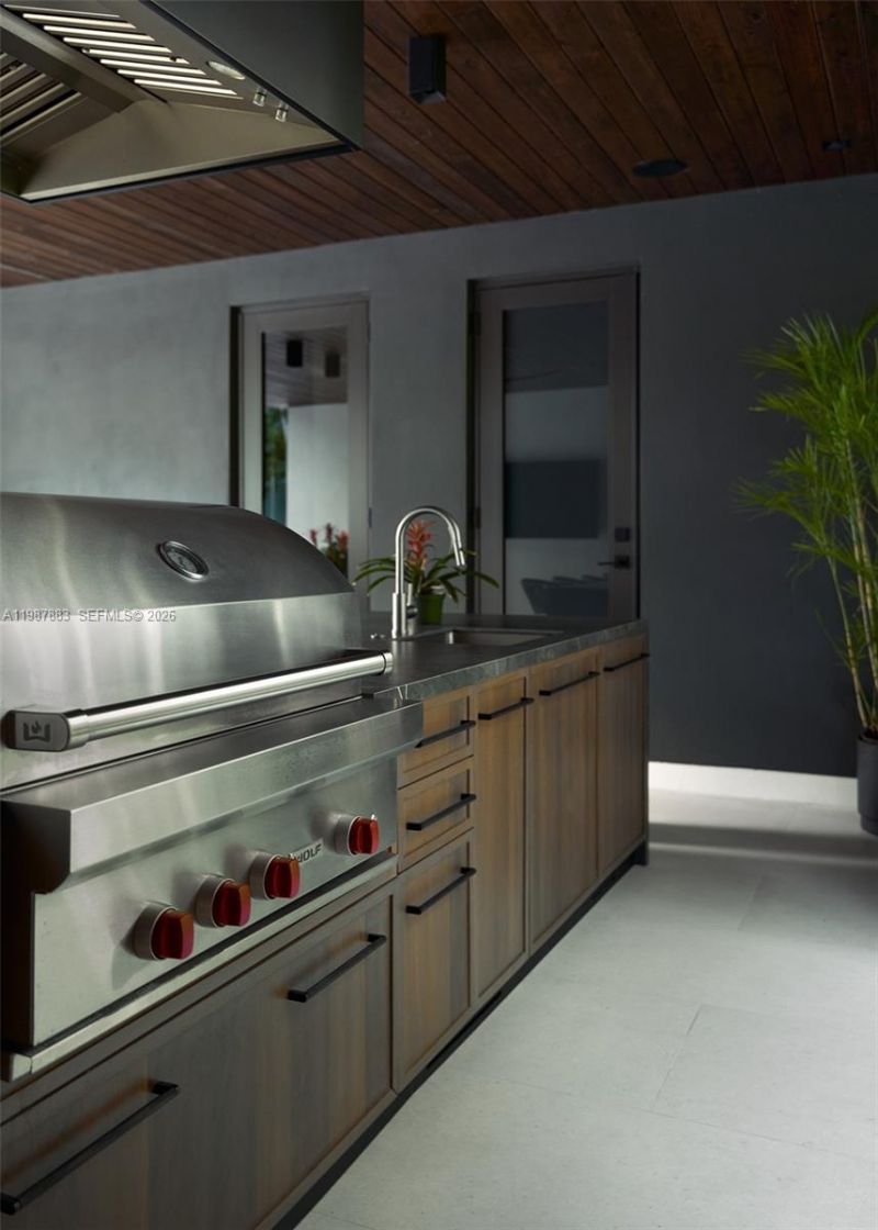 6371 SW 107th St , Pinecrest, FL 33156 Photo