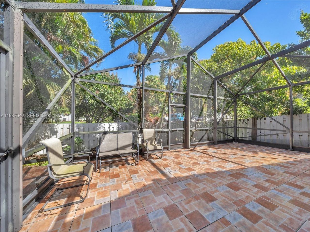 12345 NW 1st St, Plantation, FL 33325 Photo