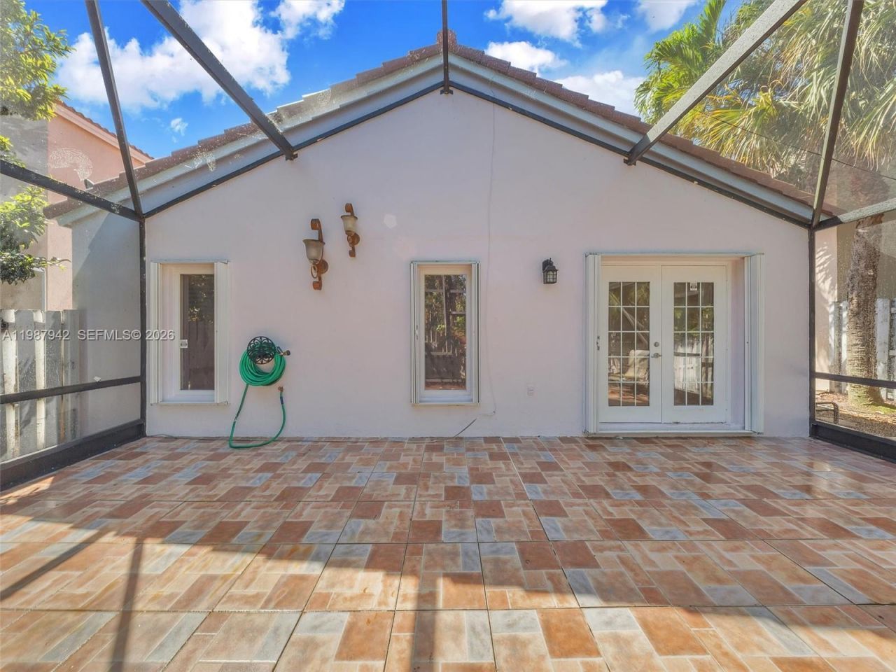 12345 NW 1st St, Plantation, FL 33325 Photo