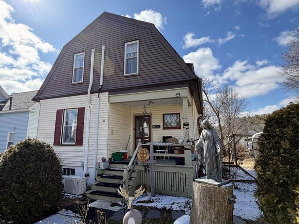 46 Hough Street, Dover, NH 03820