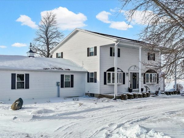 1189 County Road 200 E Road , Seymour, IL 61875