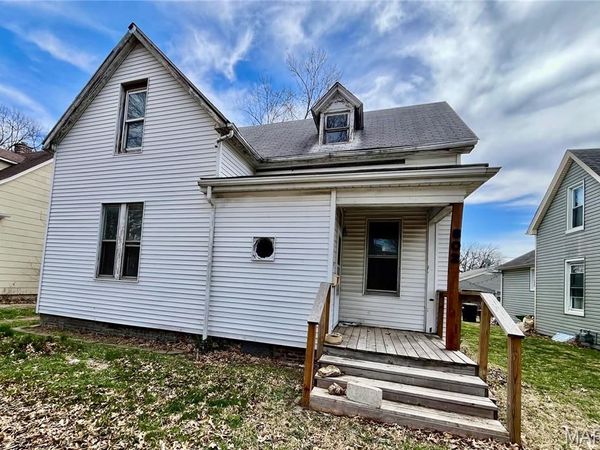 802 E D Street, Belleville, IL 62220