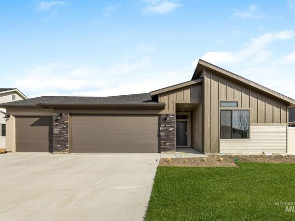 7047 E Amber Springs St, Nampa, ID 83687