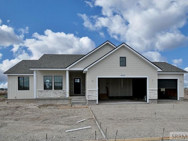 4667 N Ola Vista Avenue, IDAHO FALLS, ID 83401