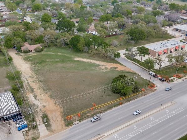 1228 W Hurst Boulevard , Hurst, TX 76053