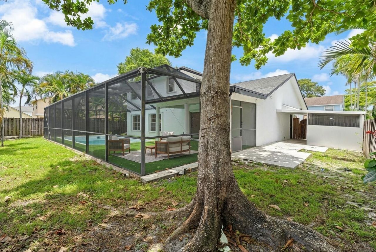 301 NW 78th Terrace, Plantation, FL 33324 Photo