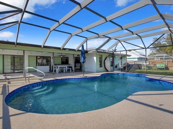 879 SE Carnival Avenue, Port St. Lucie, FL 34983