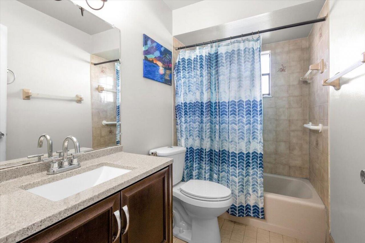 879 SE Carnival Avenue, Port Saint Lucie, FL 34983 Photo