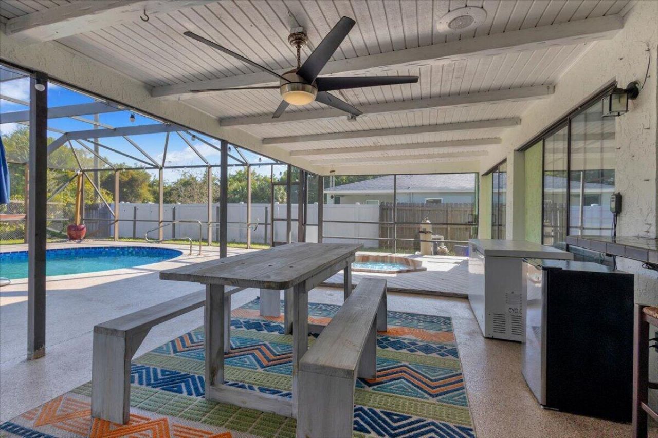 879 SE Carnival Avenue, Port Saint Lucie, FL 34983 Photo