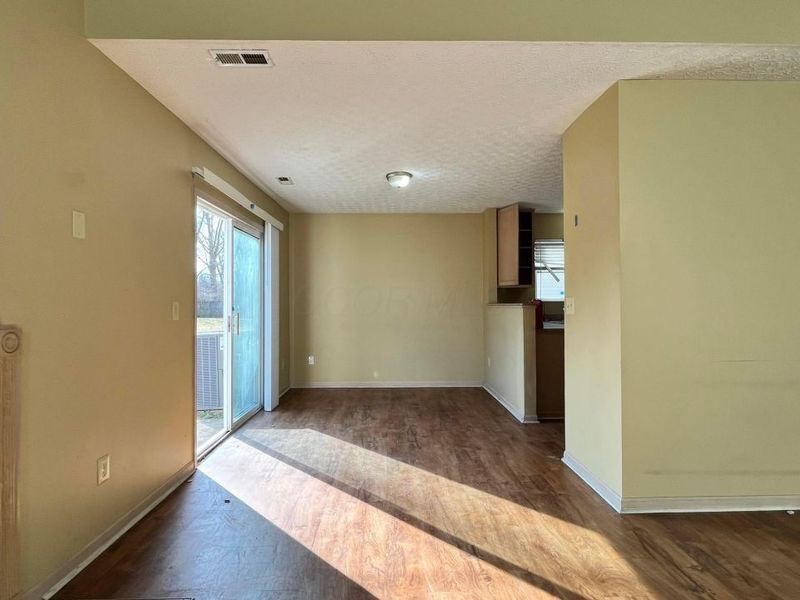 2177 Margo Road , Columbus, OH 43229 Photo 4